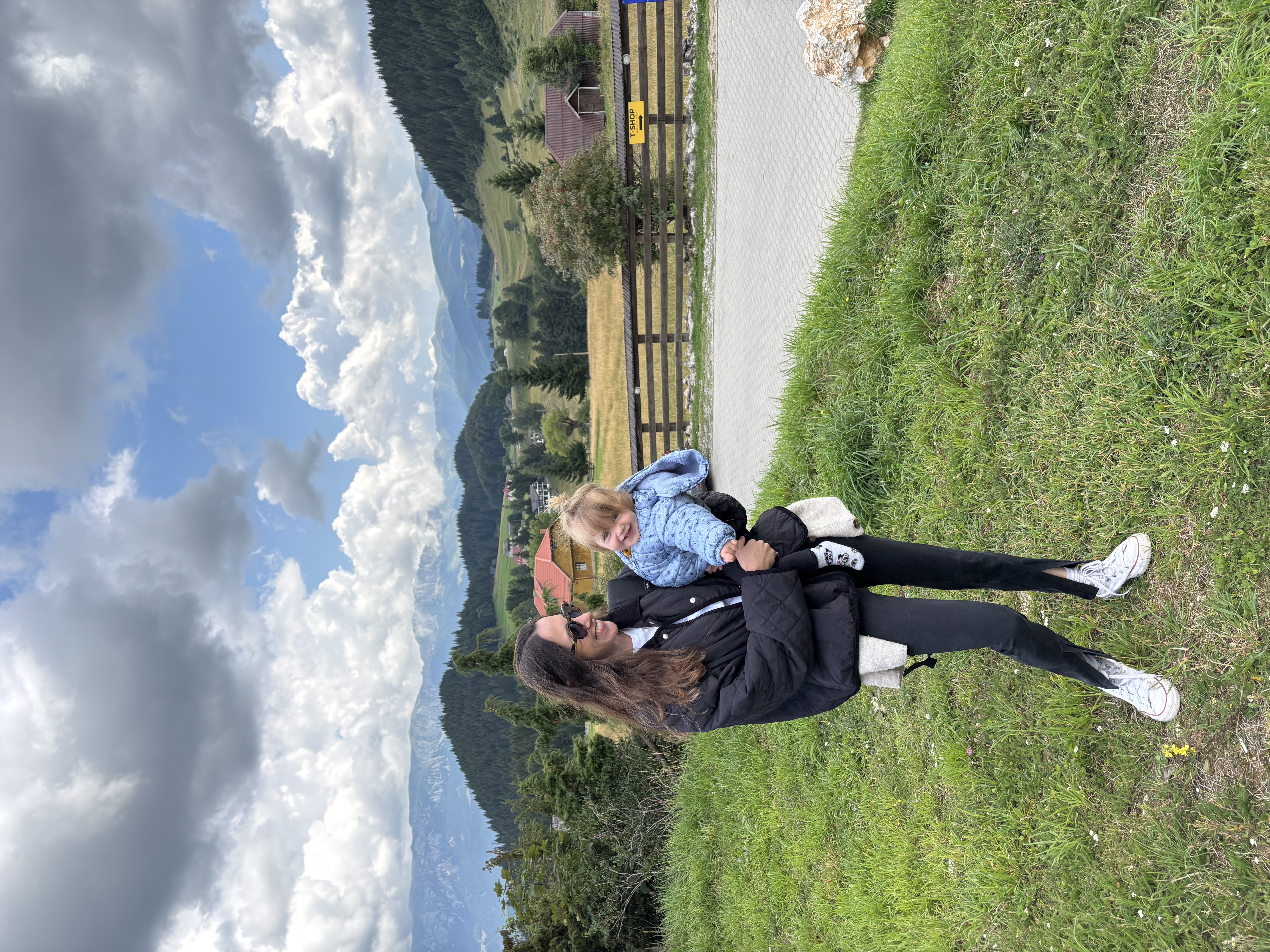 נעמי מר צבן